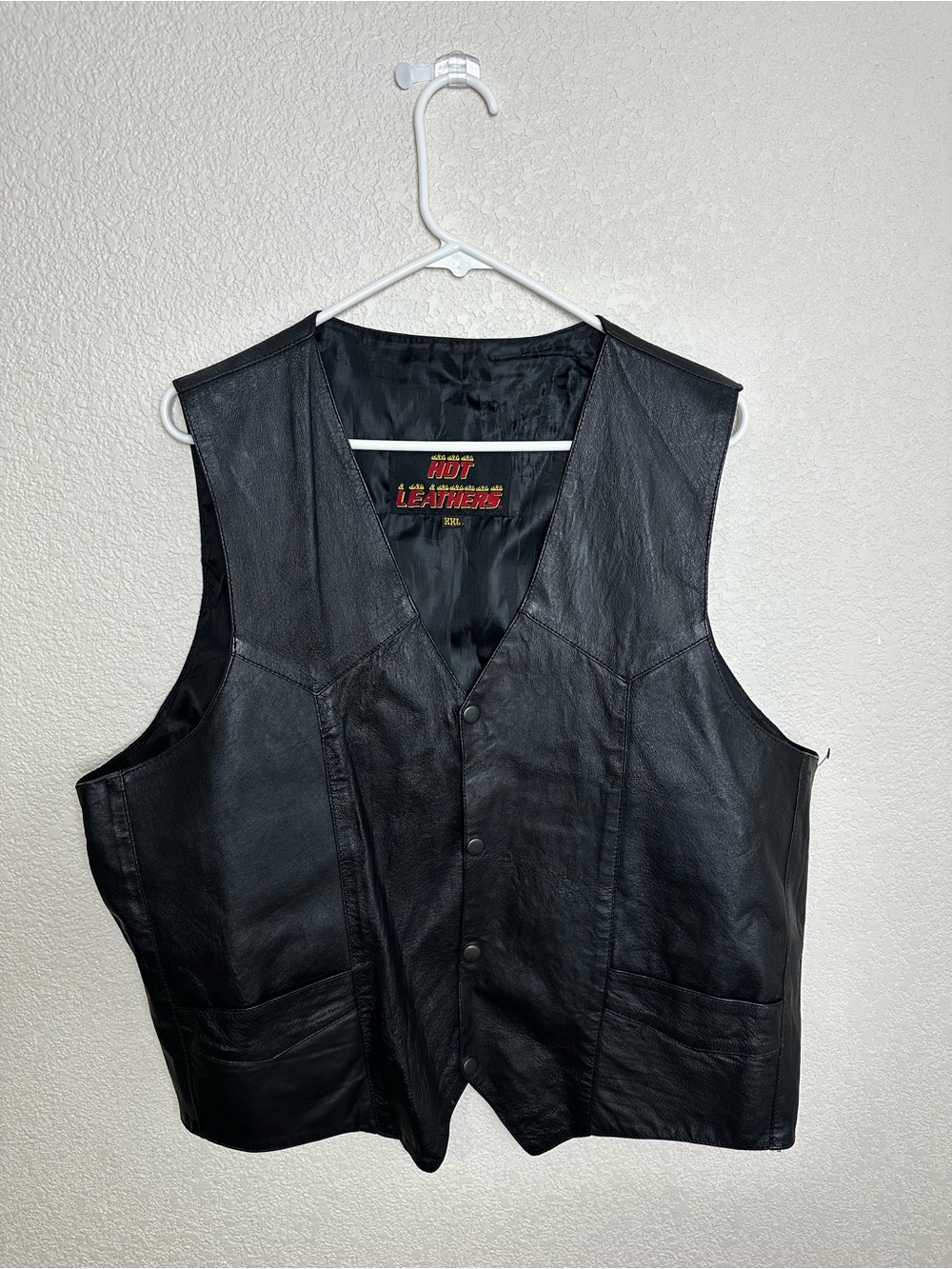 Hot Leathers Men's Black Leather Biker Vest Snap Front Lined Pockets 2XL